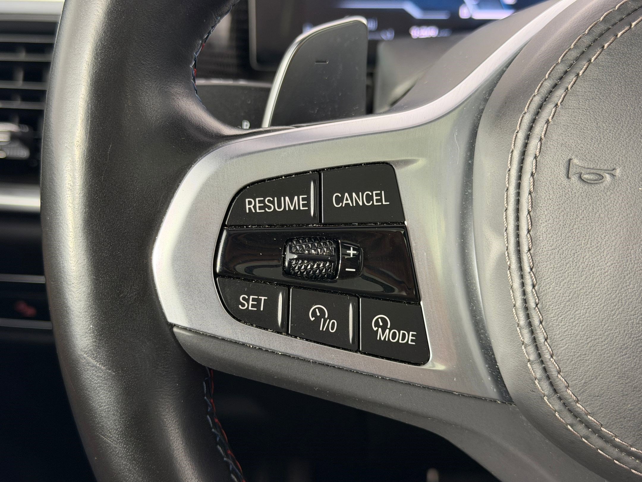 Certified 2024 BMW X7 M60i w/ Executive Package image 16