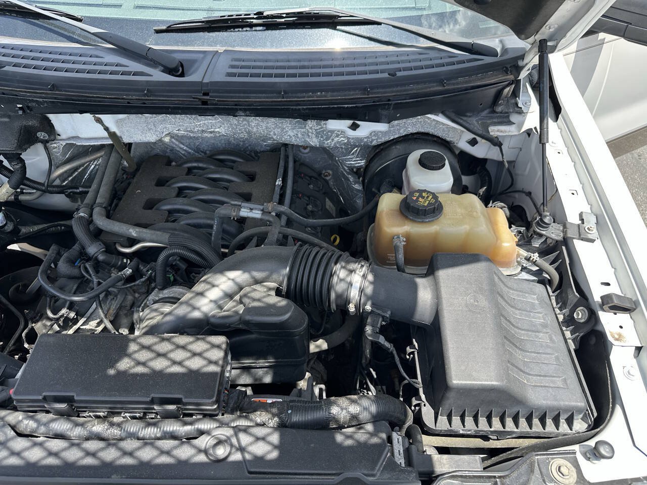Used 2011 Ford F150 Lariat w/ Lariat Chrome Pkg RWD image 13