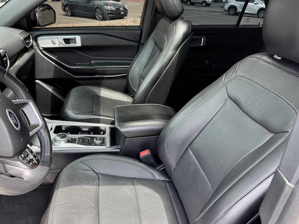 Used 2020 Ford Explorer Limited AWD/4WD image 15