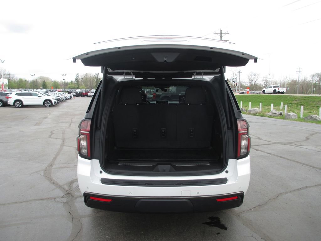 Used 2021 Chevrolet Tahoe RST w/ Luxury Package image 7