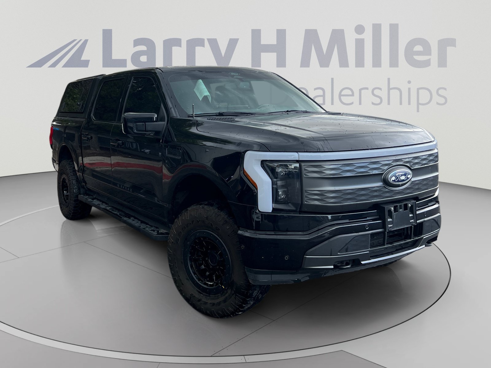 Used 2022 Ford F150 Lightning Lariat w/ Tow Technology Package AWD/4WD image 7