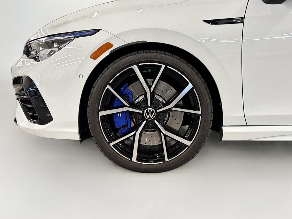 Used 2024 Volkswagen Golf R AWD/4WD image 29
