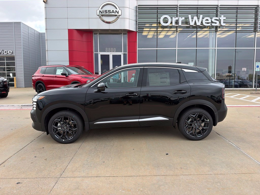 New 2027 Nissan Kicks SR AWD/4WD image 2
