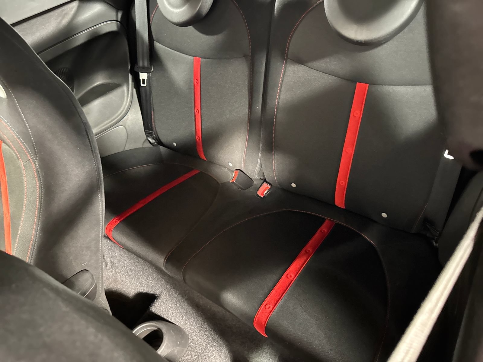 Used 2015 FIAT 500 Abarth FWD image 5