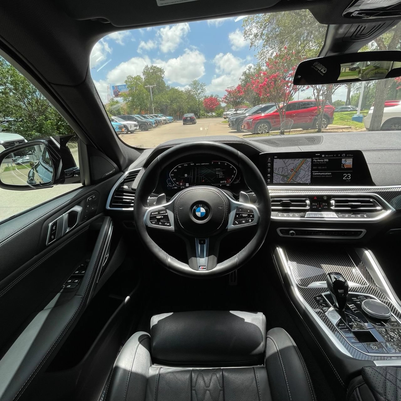 Used 2023 BMW X6 M50i w/ Parking Assistance Package AWD/4WD image 13