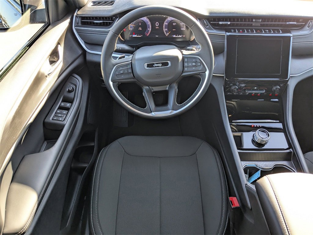 New 2025 Jeep Grand Cherokee Laredo X w/ Trailer Tow Package image 16