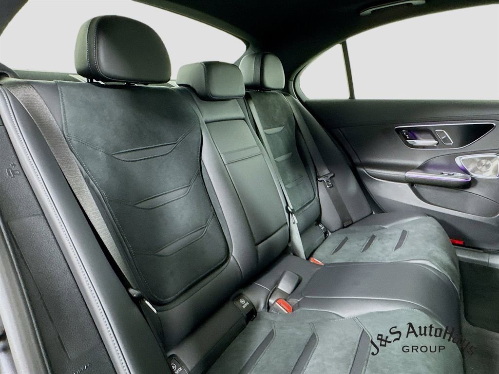 Used 2025 Mercedes-Benz C 63 AMG S image 34