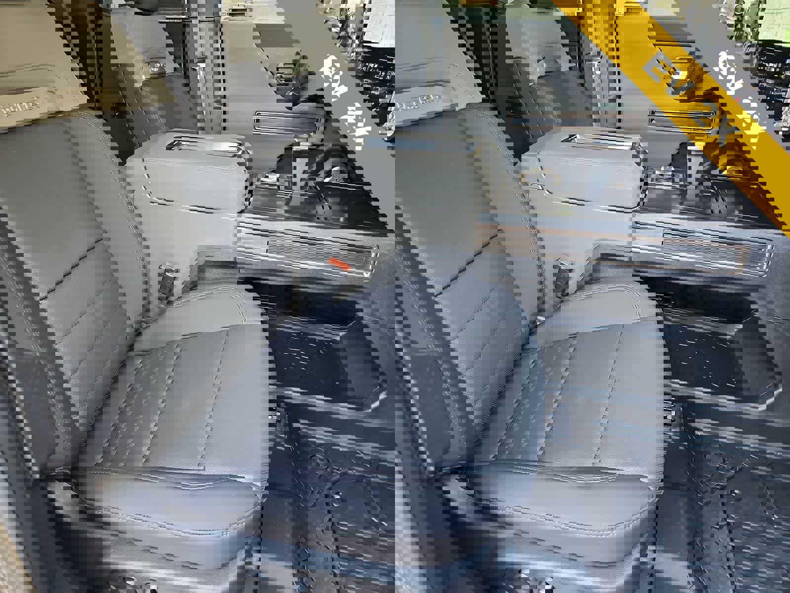 Used 2025 GMC Hummer EV 2X image 18