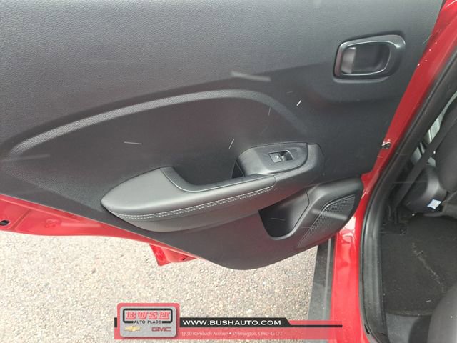 Used 2022 Hyundai Venue Limited image 11