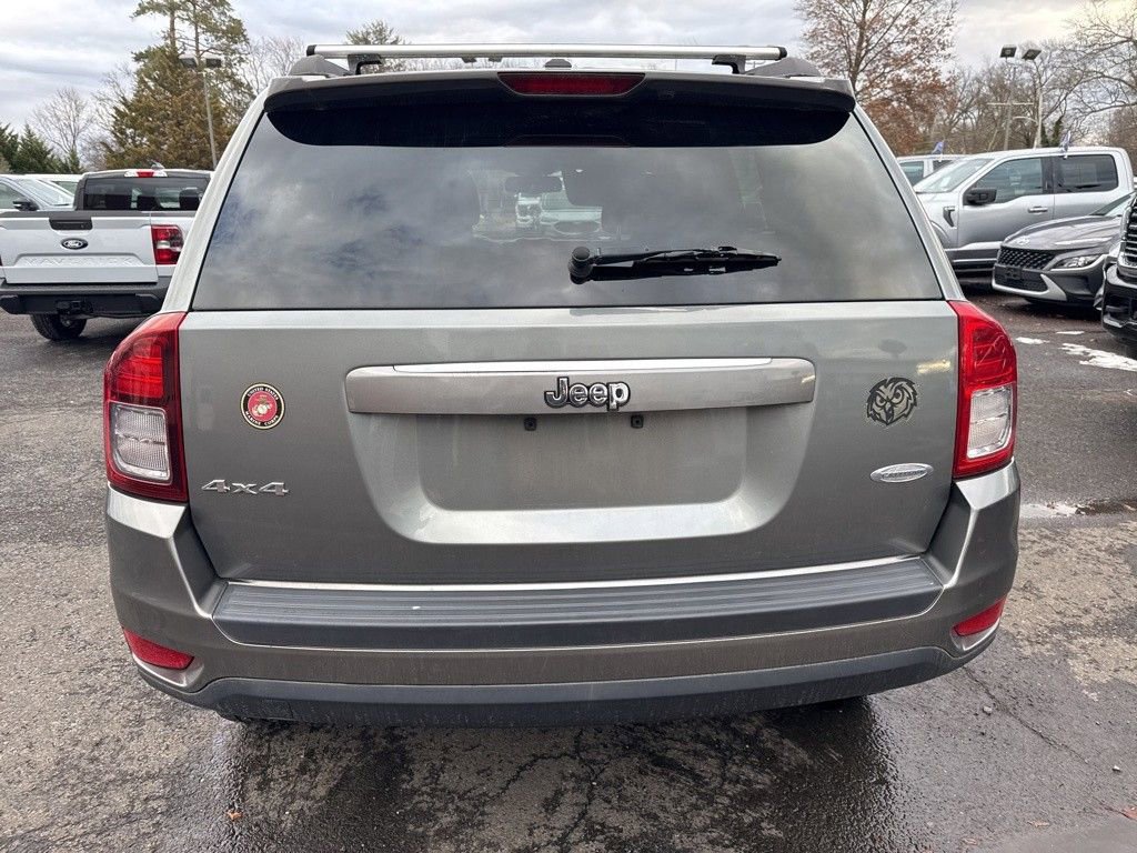 Used 2014 Jeep Compass Latitude w/ Sun/Sound Group image 5