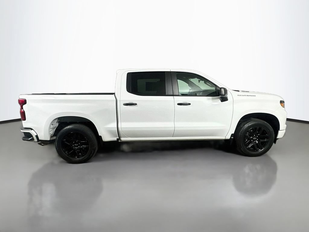 Used 2025 Chevrolet Silverado 1500 Custom RWD image 7