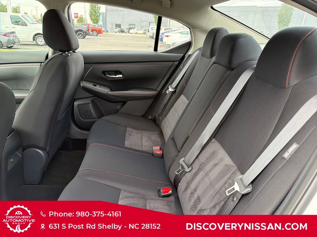 Certified 2025 Nissan Sentra SR FWD image 29