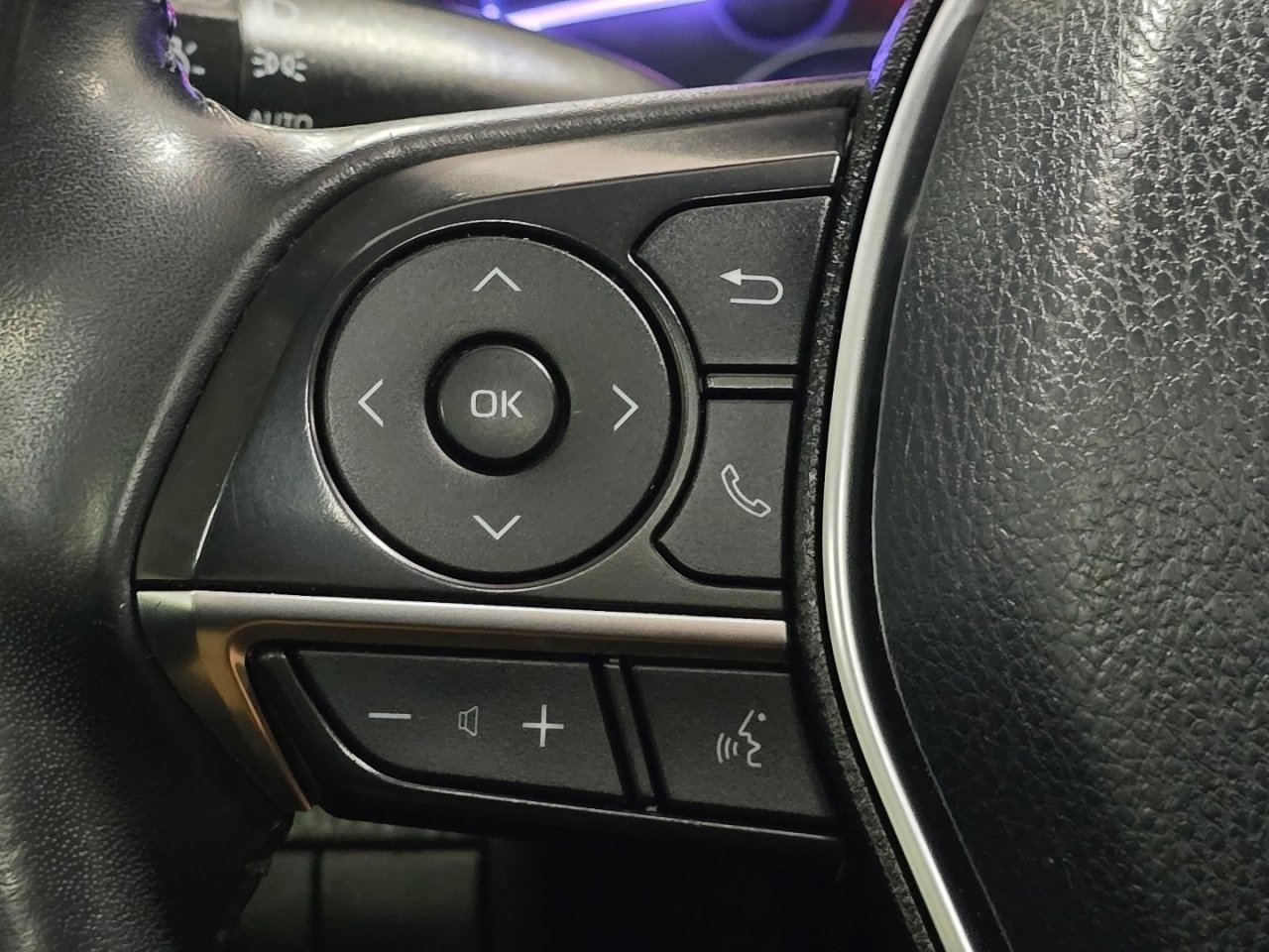 Used 2018 Toyota Camry XLE image 31