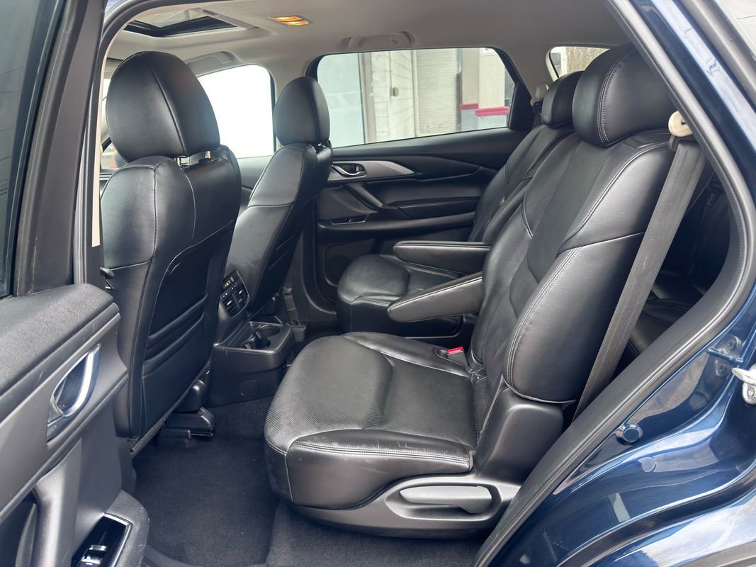 Used 2023 MAZDA CX-9 Touring image 35
