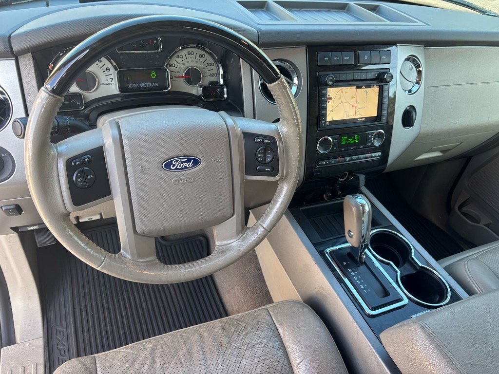 Used 2013 Ford Expedition EL Limited image 13
