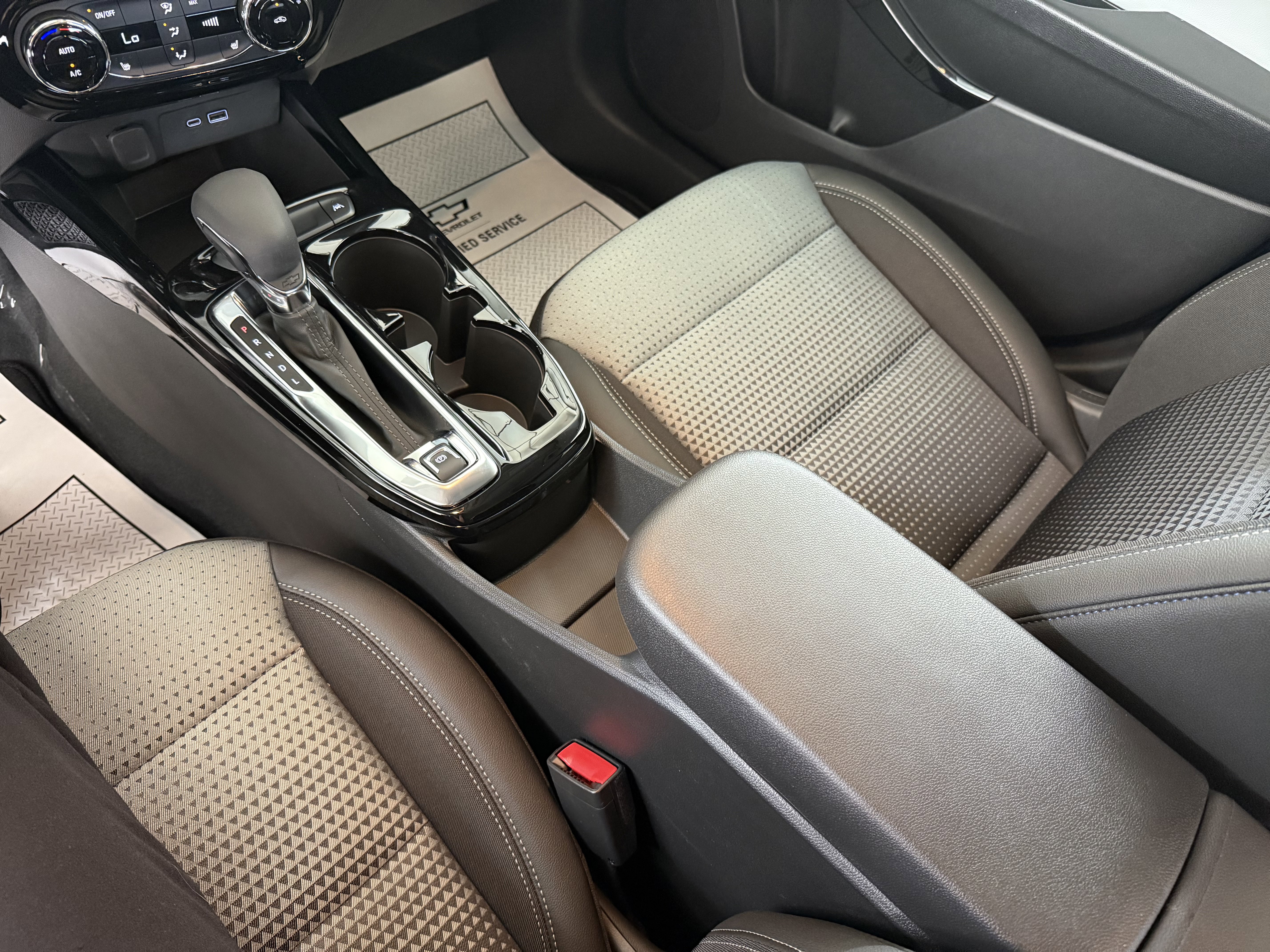 New 2025 Chevrolet Trax LT w/ Driver Confidence Package image 25