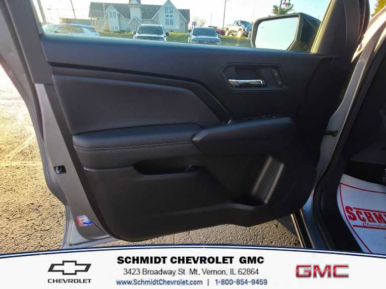 New 2026 GMC Canyon Elevation image 11