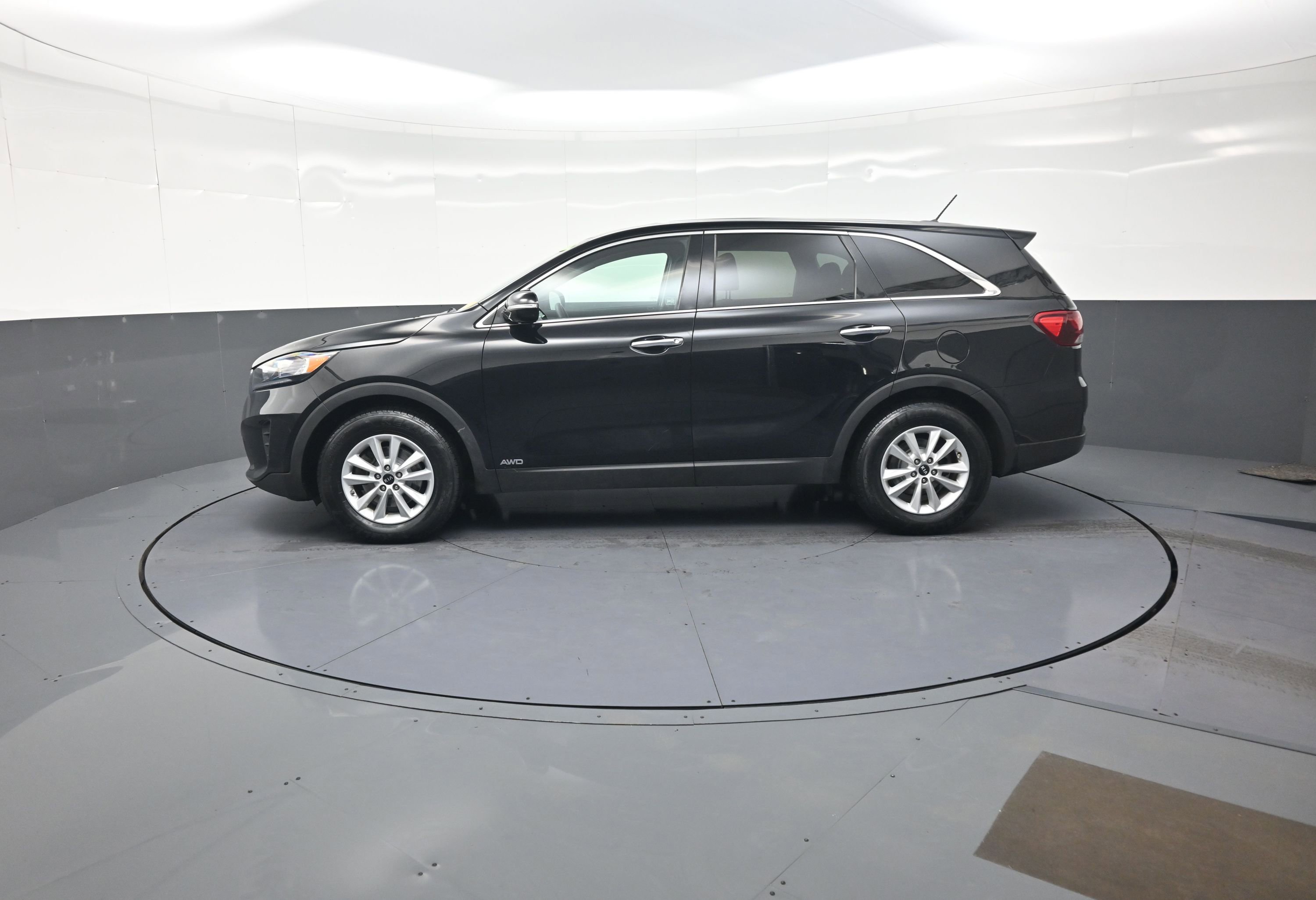 Used 2019 Kia Sorento AWD image 6