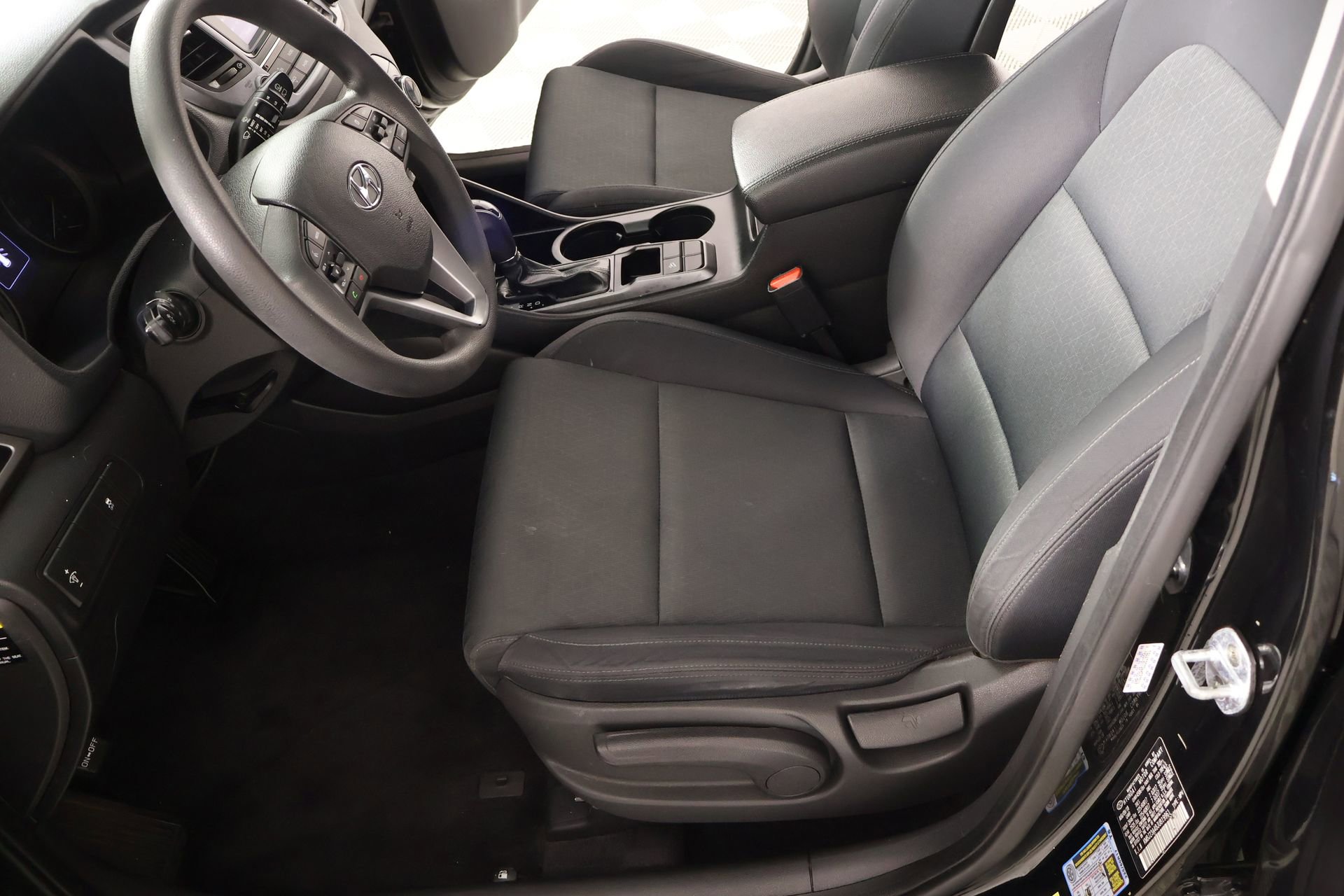 Used 2018 Hyundai Tucson SE image 10