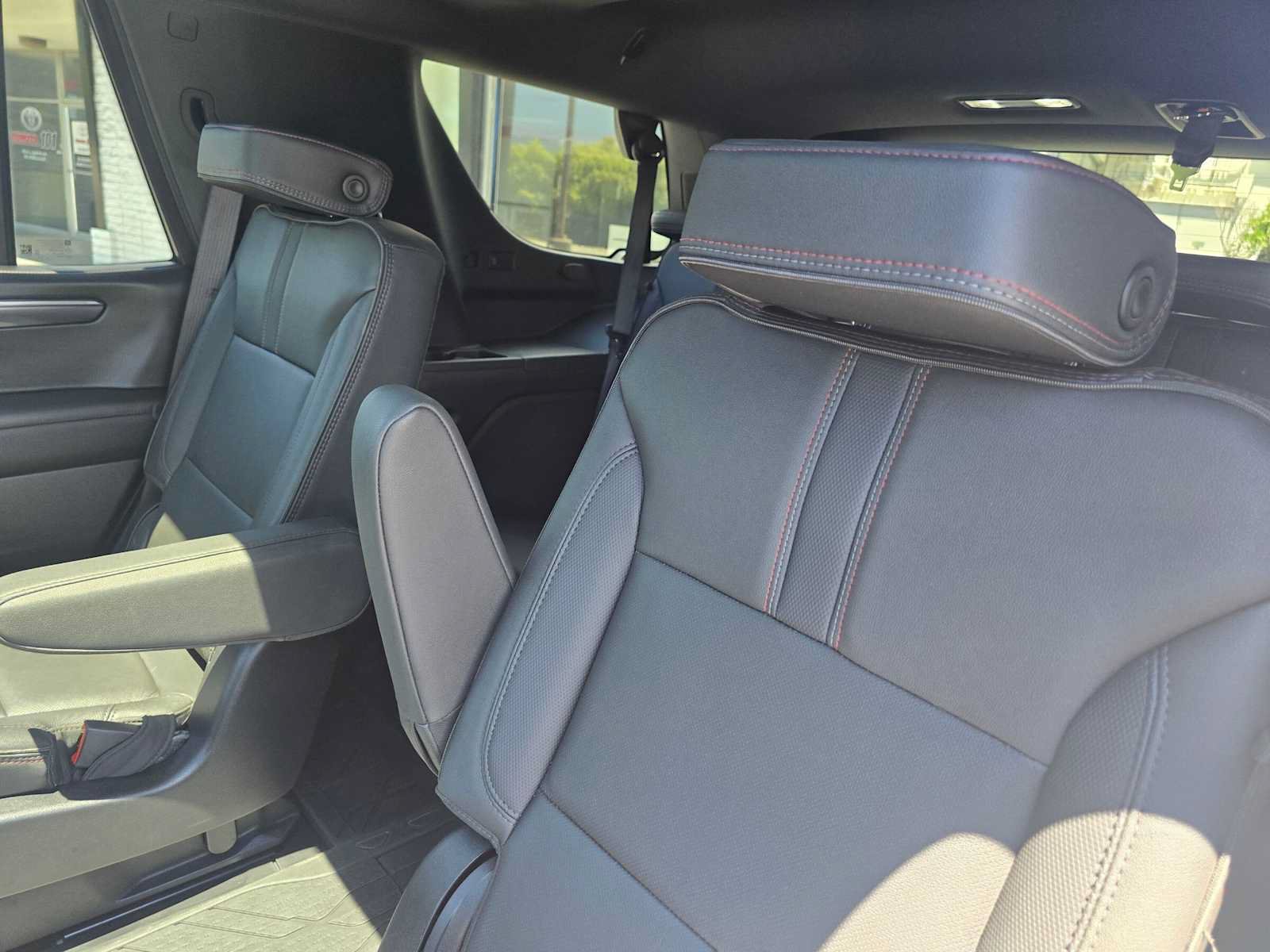 Used 2025 Chevrolet Tahoe RST w/ RST Capability Package AWD/4WD image 19