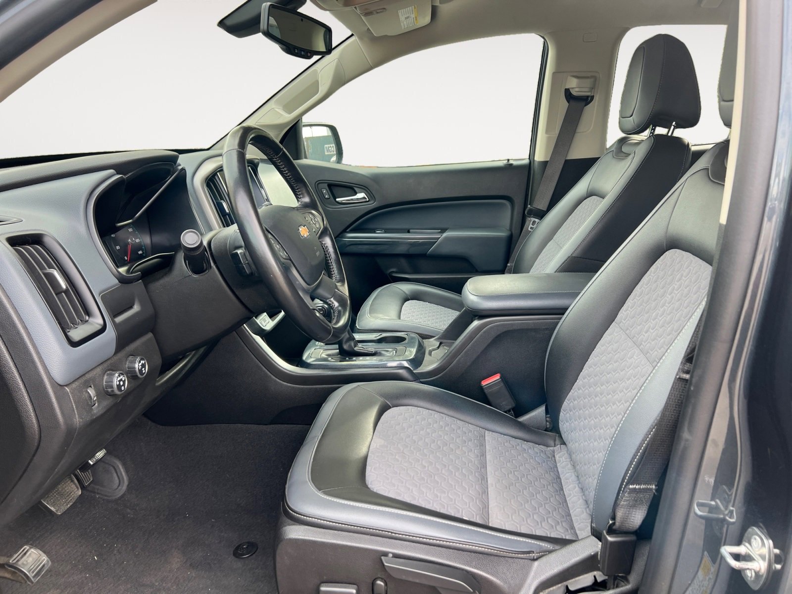 Used 2019 Chevrolet Colorado Z71 image 9