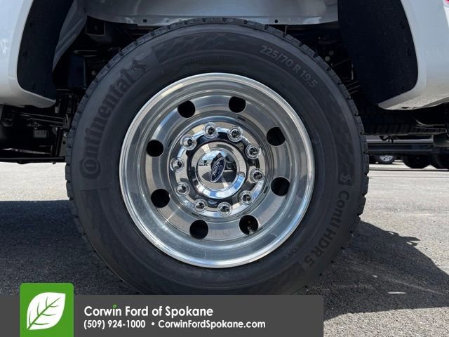 New 2026 Ford F450 XLT w/ XLT Premium Package AWD/4WD image 8