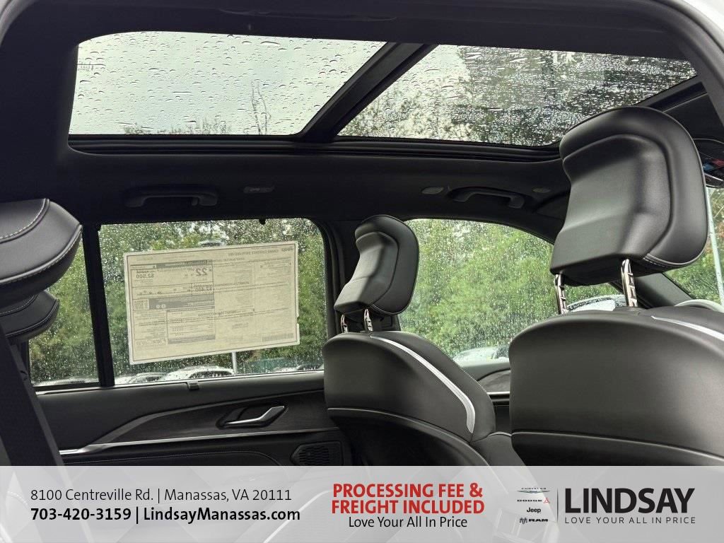 New 2025 Jeep Grand Cherokee Overland w/ Adv Protech Group III image 7