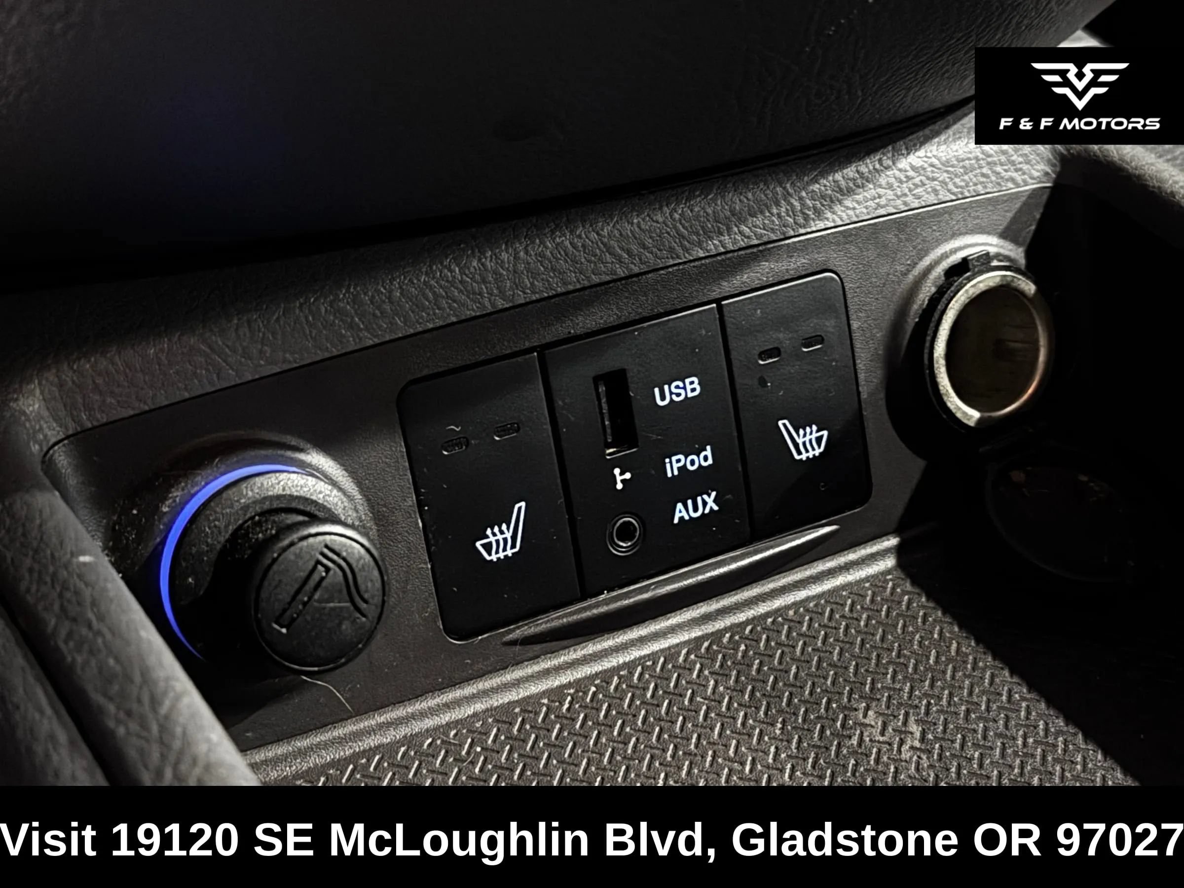 Used 2011 Hyundai Santa Fe SE w/ Premium Pkg 3 AWD/4WD image 12