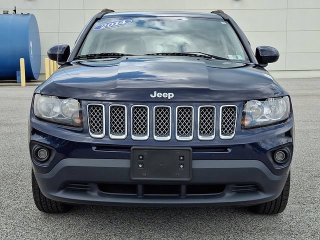 Used 2014 Jeep Compass Latitude AWD/4WD image 4
