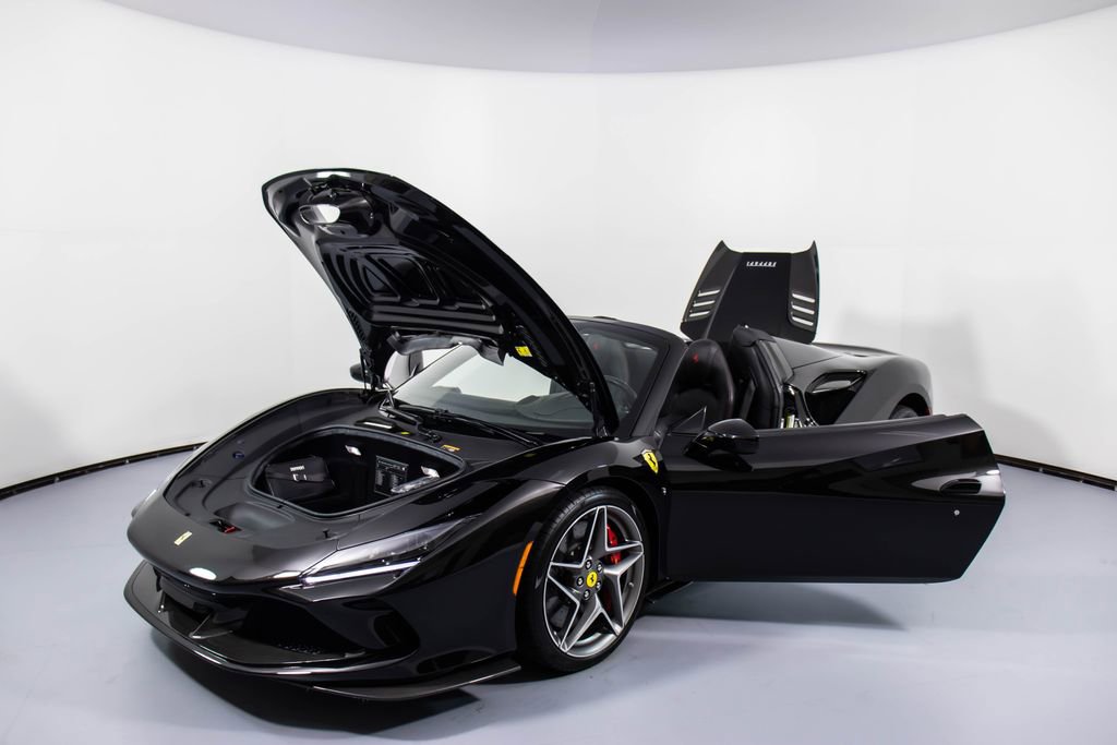 Certified 2022 Ferrari F8 Tributo image 32