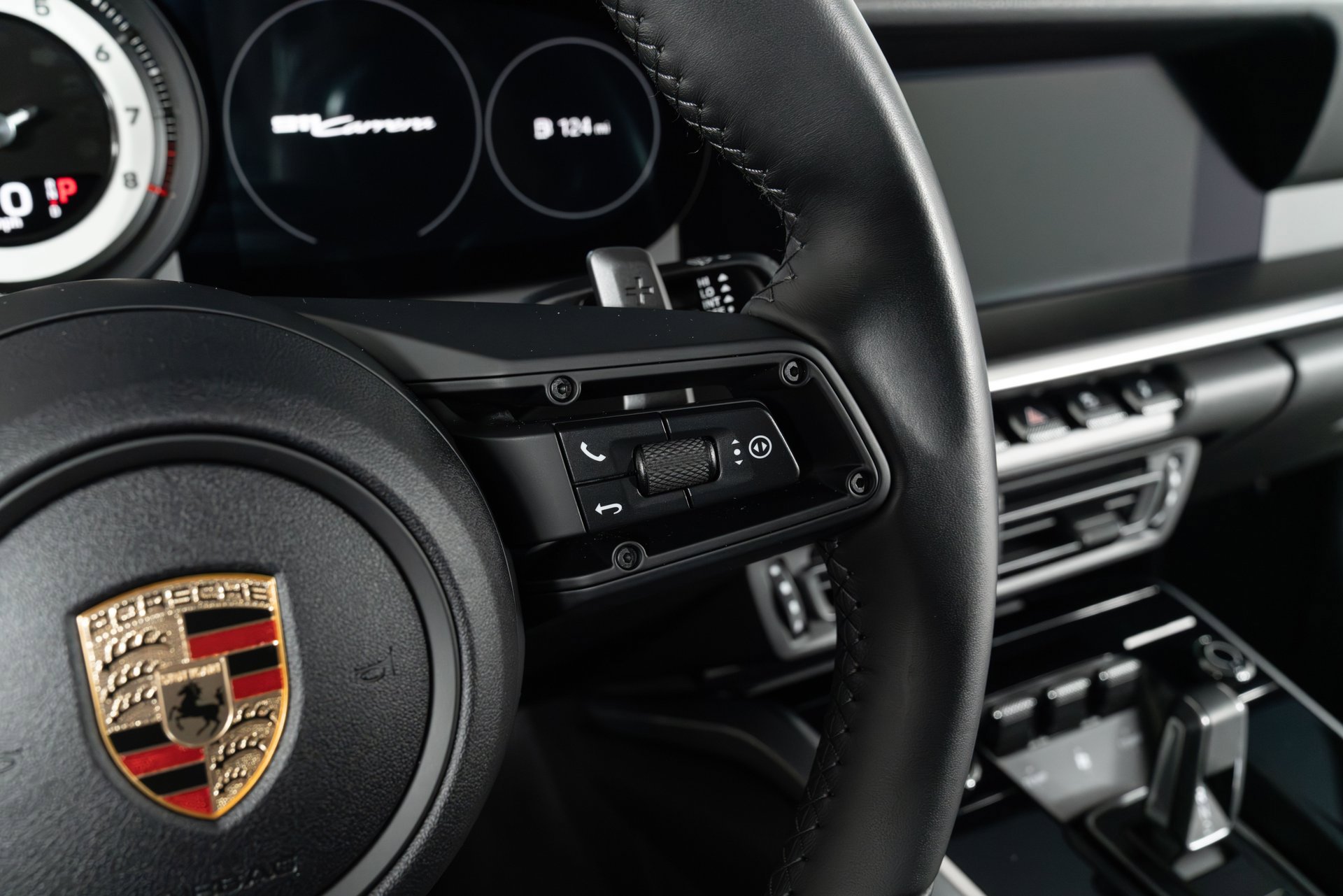 Used 2024 Porsche 911 Carrera image 24