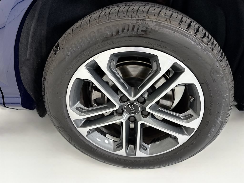 Certified 2025 Audi Q5 Premium Plus w/ Premium Plus AWD/4WD image 30