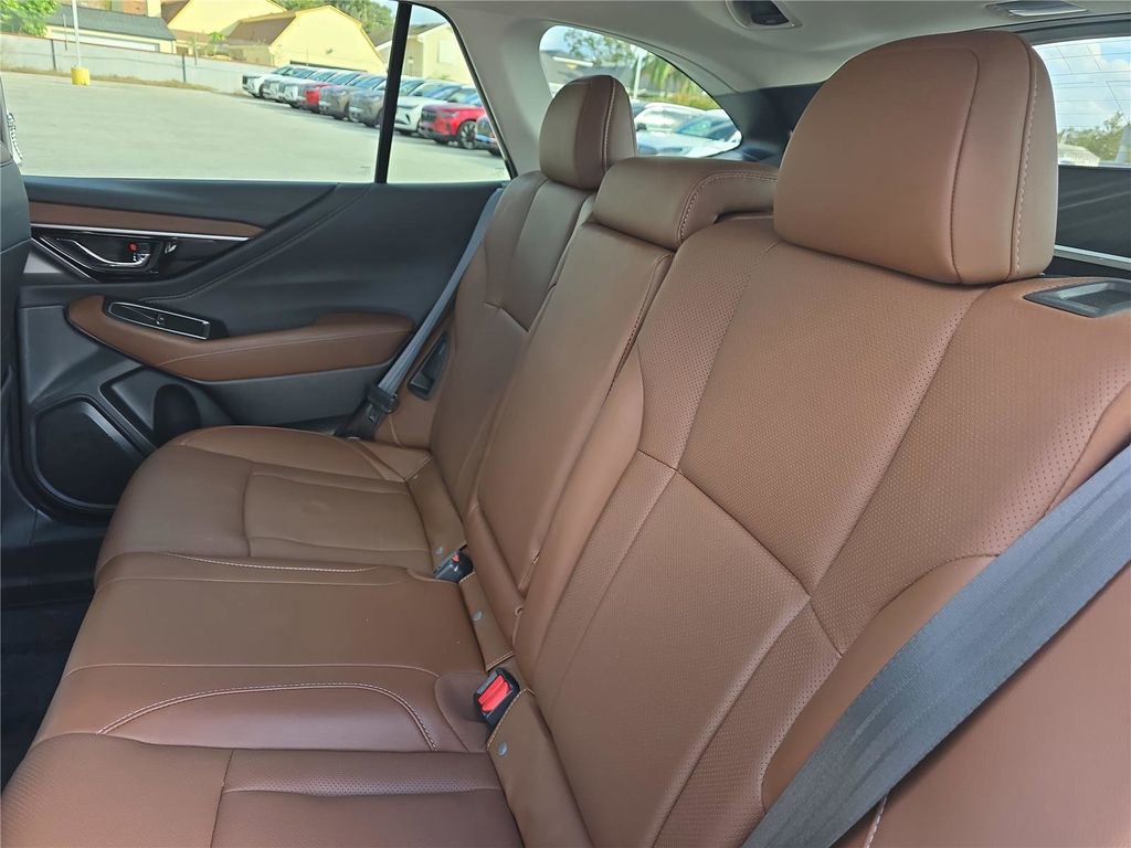Used 2022 Subaru Outback Touring XT image 11