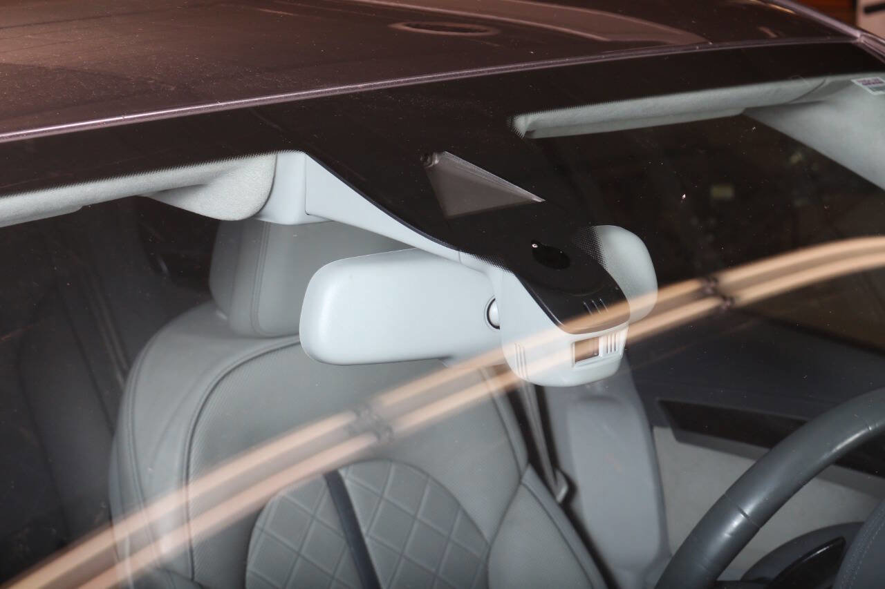 Used 2014 Audi S8 AWD/4WD image 19