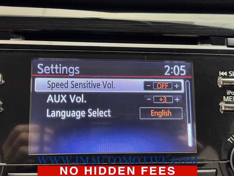 Used 2017 Nissan Rogue Sport S w/ S Appearance Package AWD/4WD image 30