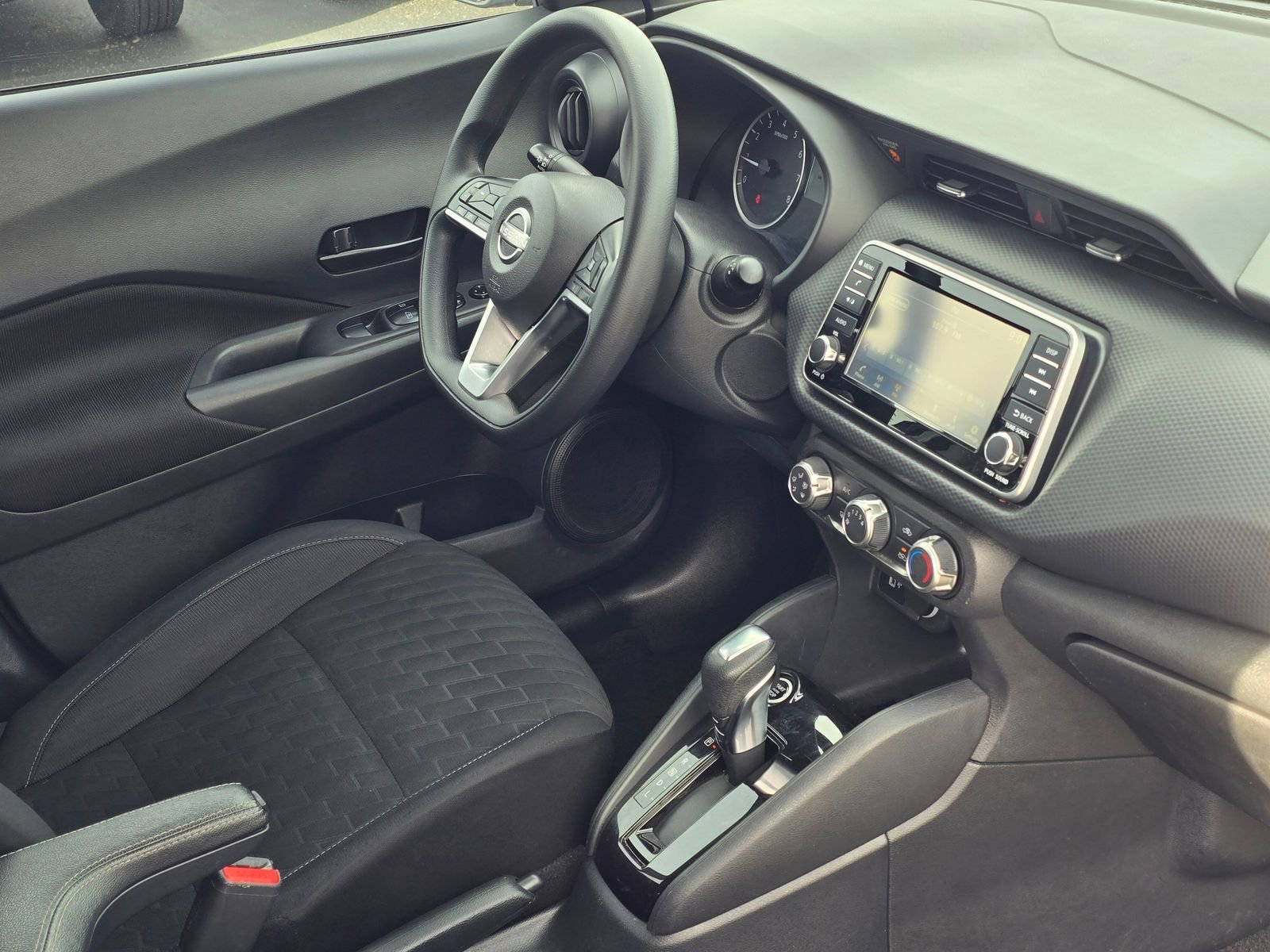 Used 2022 Nissan Kicks S FWD image 35