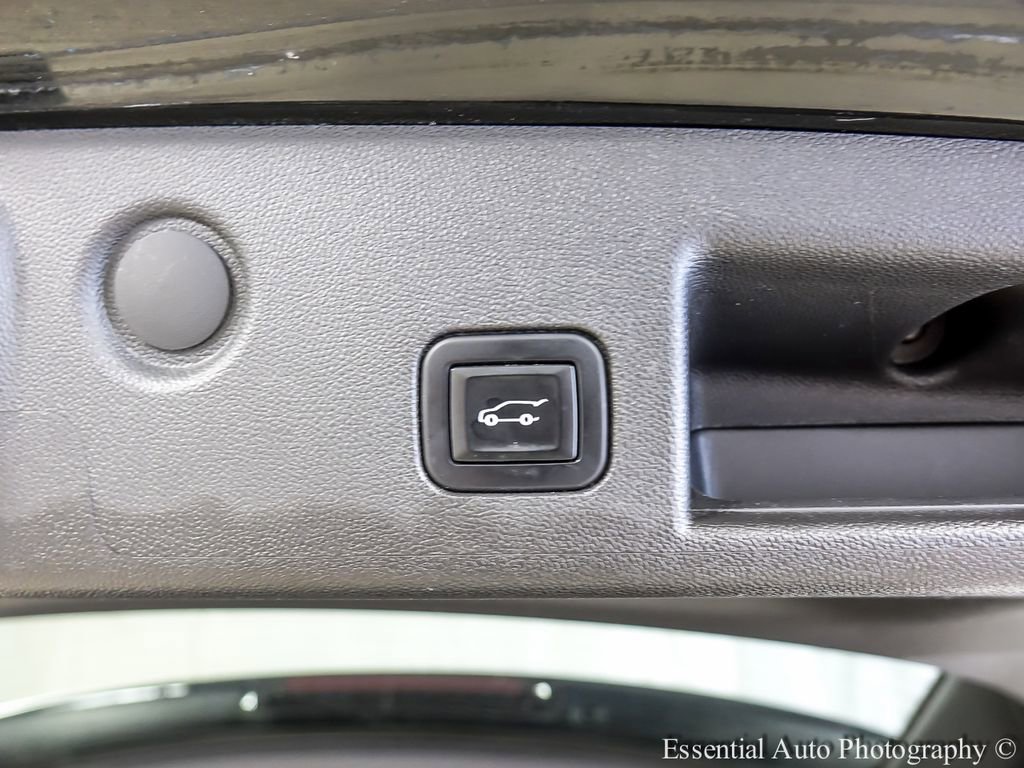Used 2022 Chevrolet Equinox LT AWD/4WD image 23