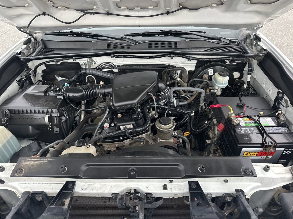 Used 2019 Toyota Tacoma SR image 29