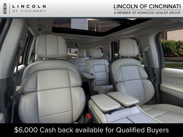 New 2026 Lincoln Navigator Reserve AWD/4WD image 10