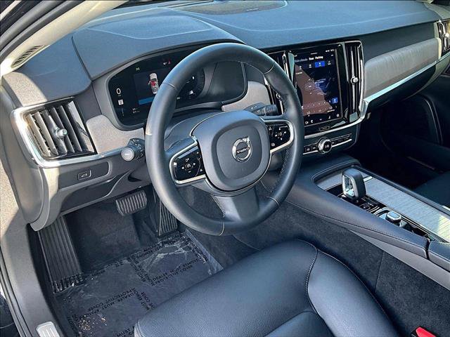 Used 2023 Volvo S90 B6 Plus w/ Protection Package Premier AWD/4WD image 14