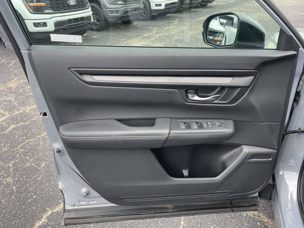 Used 2024 Honda CR-V Sport image 15