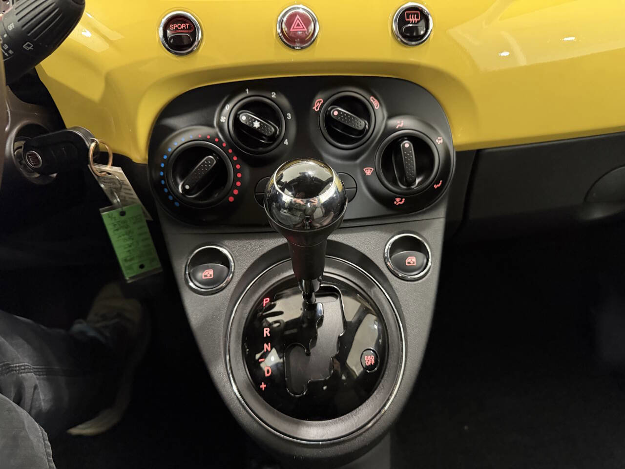 Used 2012 FIAT 500 Sport image 29