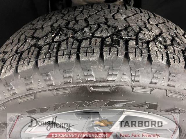 Used 2021 Chevrolet Suburban Z71 w/ Z71 Off-Road Package AWD/4WD image 20