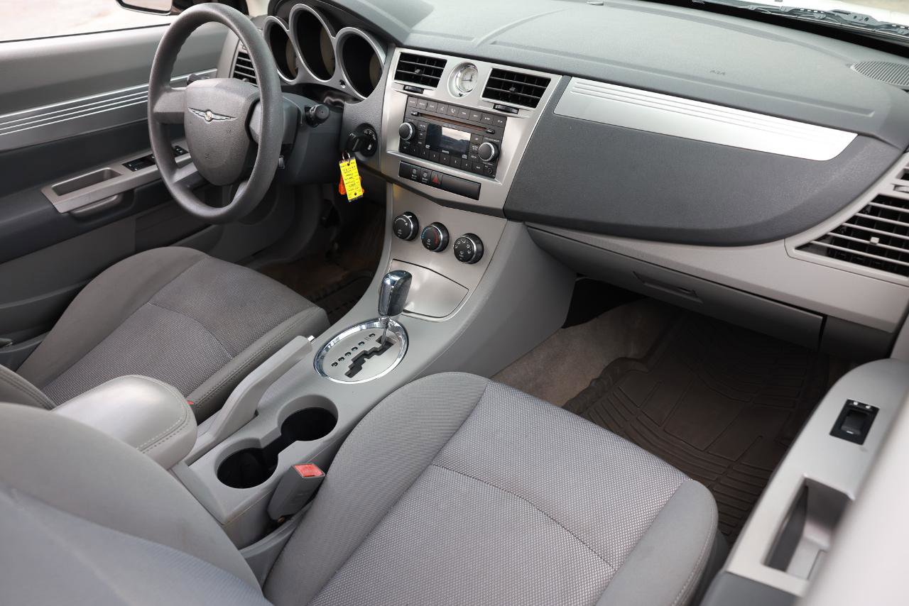 Used 2008 Chrysler Sebring Touring image 18