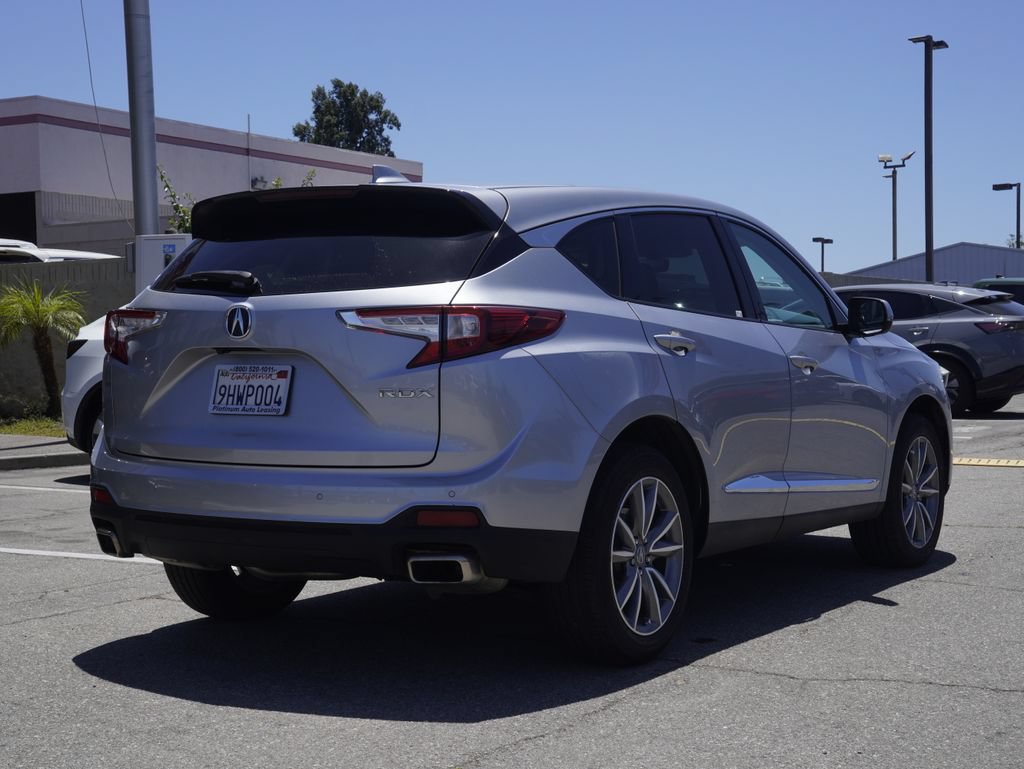 Used 2023 Acura RDX w/ Technology Package FWD image 4