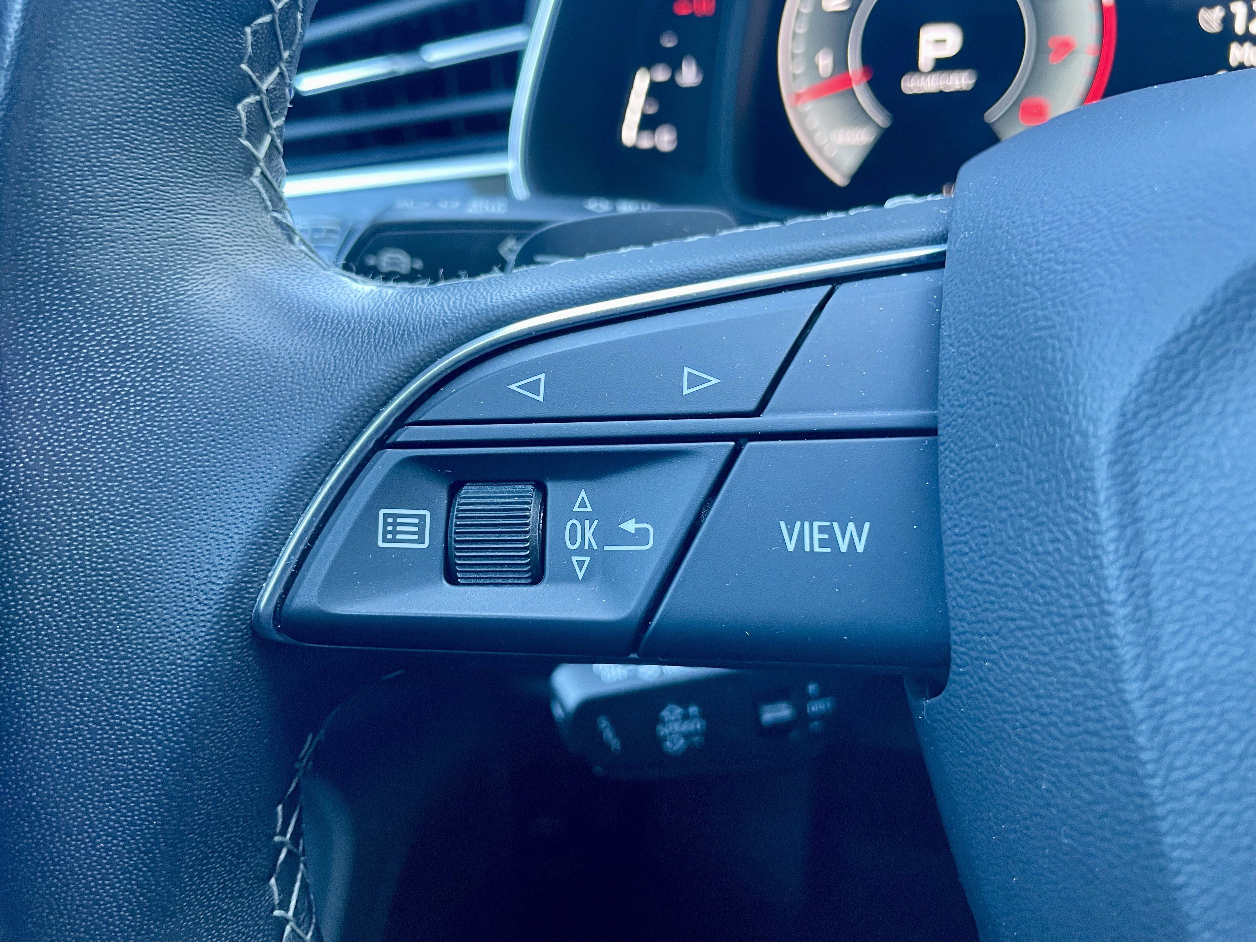 Used 2023 Audi Q8 Premium Plus image 23