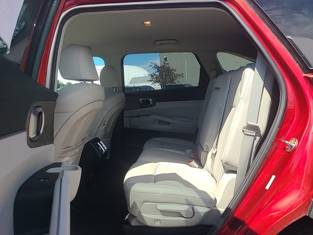 Used 2023 Kia Sorento S AWD/4WD image 25