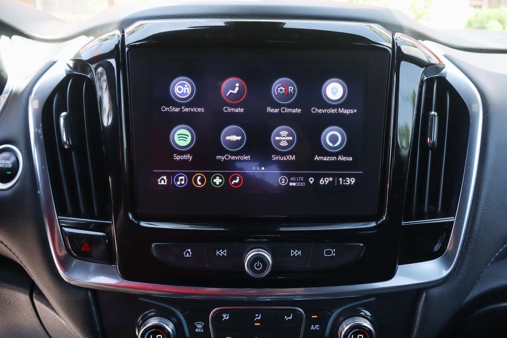 Used 2022 Chevrolet Traverse LT image 30