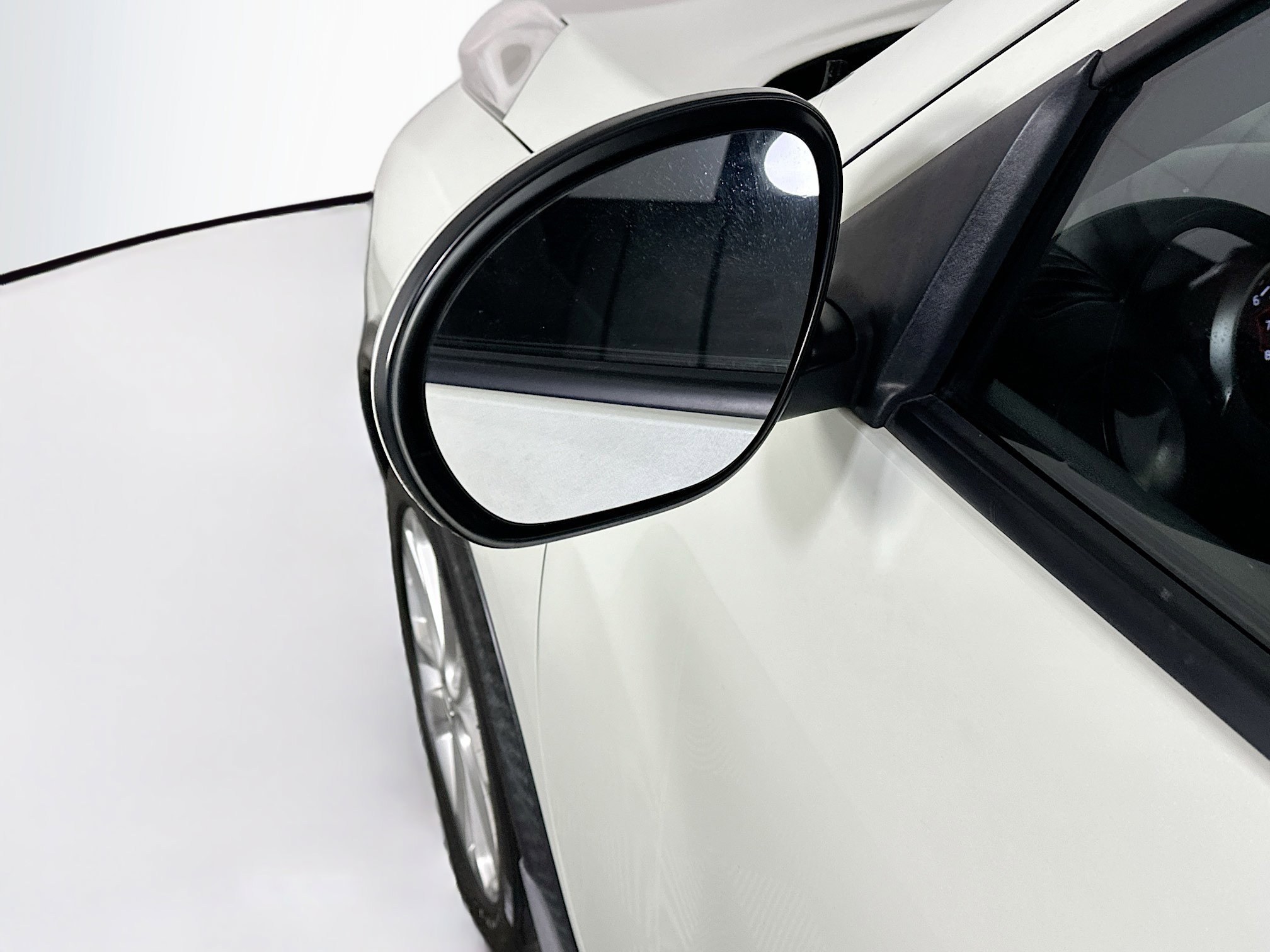 Used 2012 Nissan Juke SL image 16