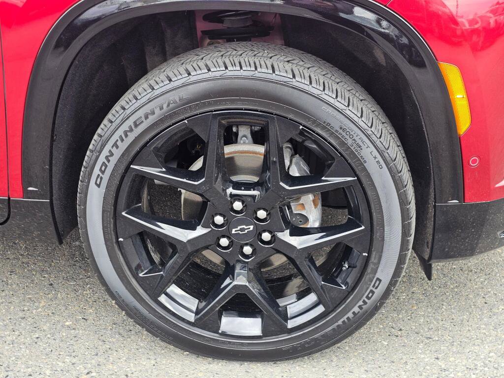 Used 2024 Chevrolet Traverse RS w/ LPO, Floor Liner Package image 14